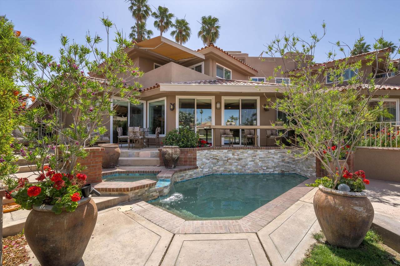 210 Desert Lakes Drive - Photo 1