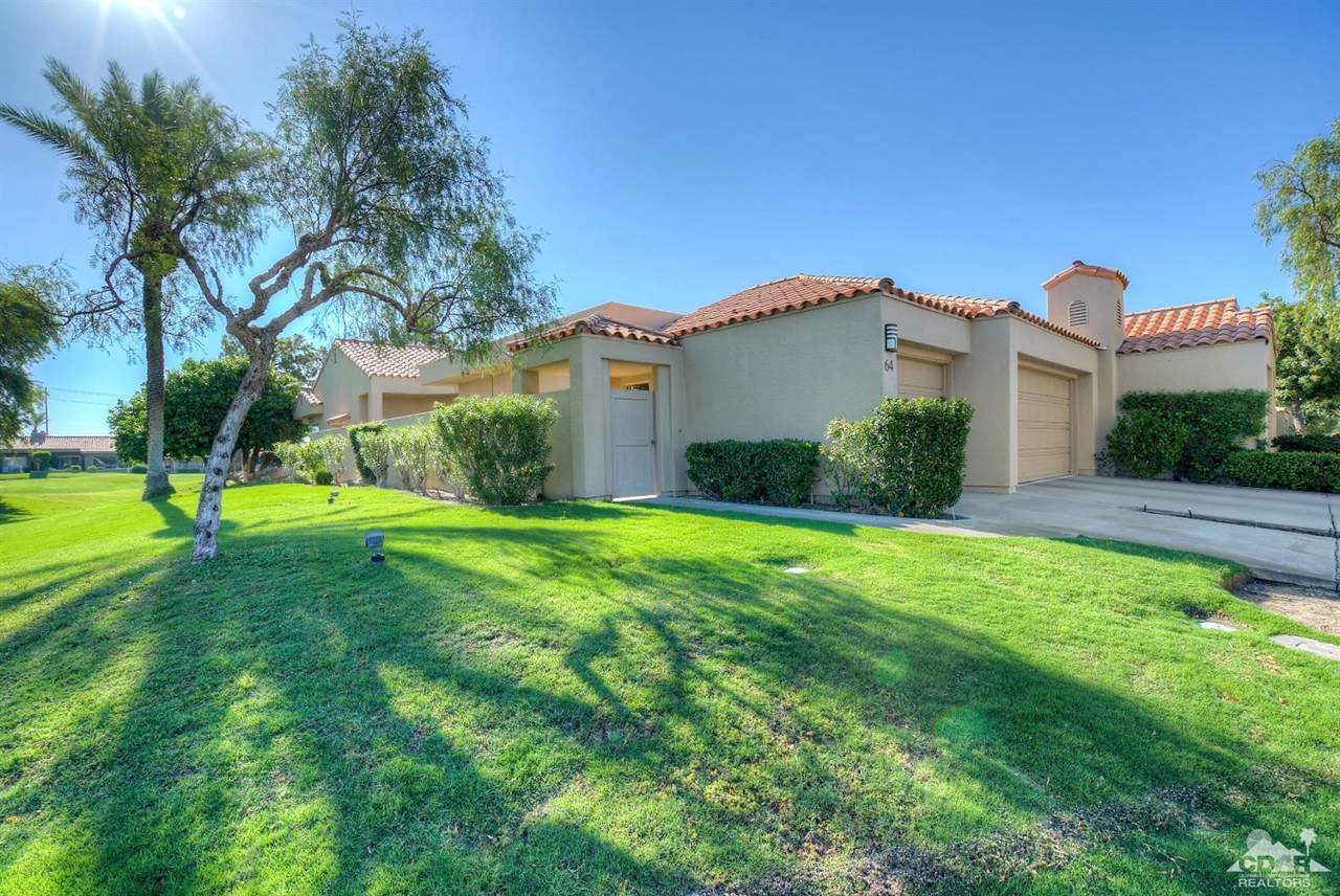 64 Oak Tree Drive - Photo 1