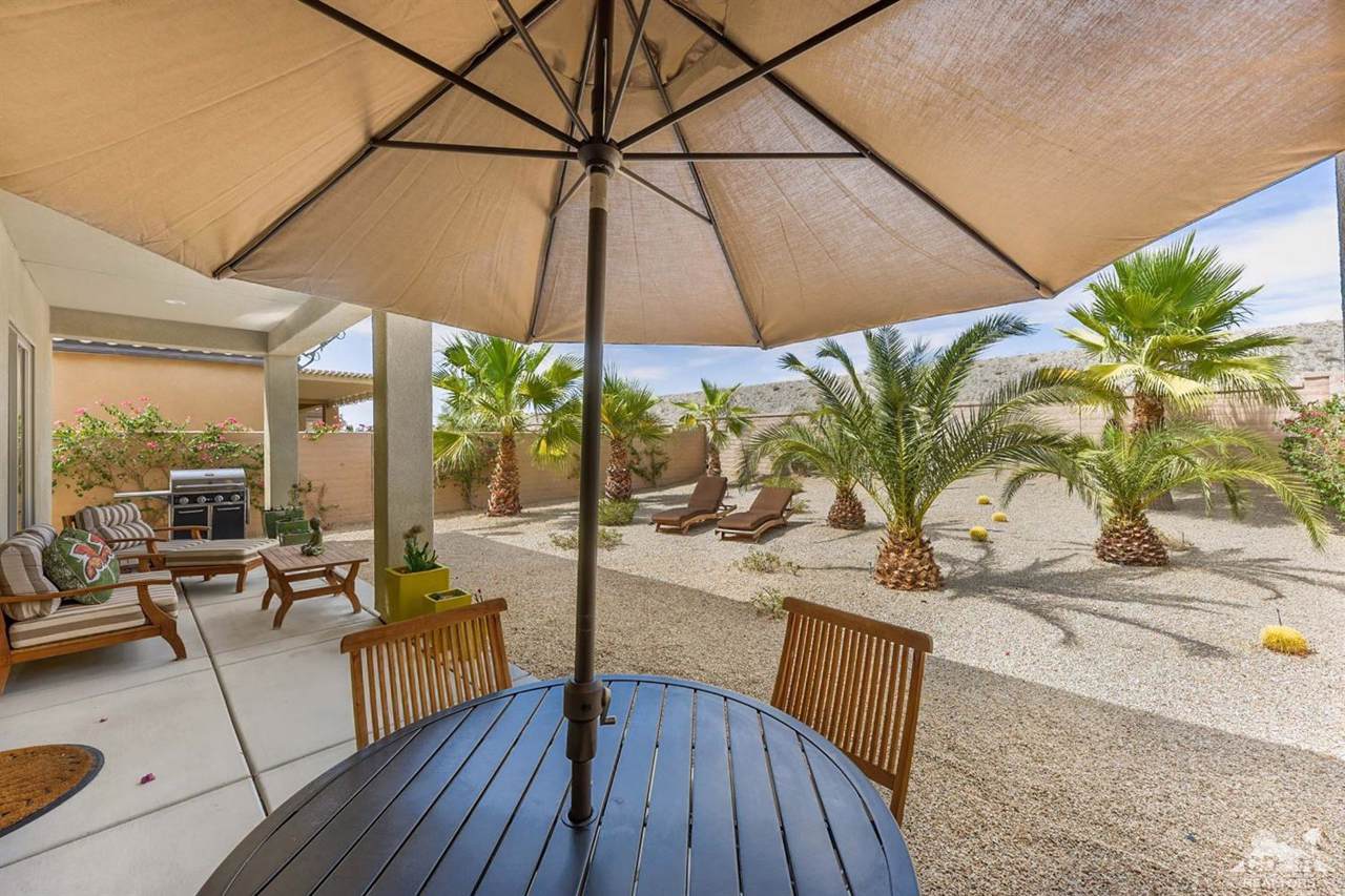 81586 Avenida Viesca - Photo 1