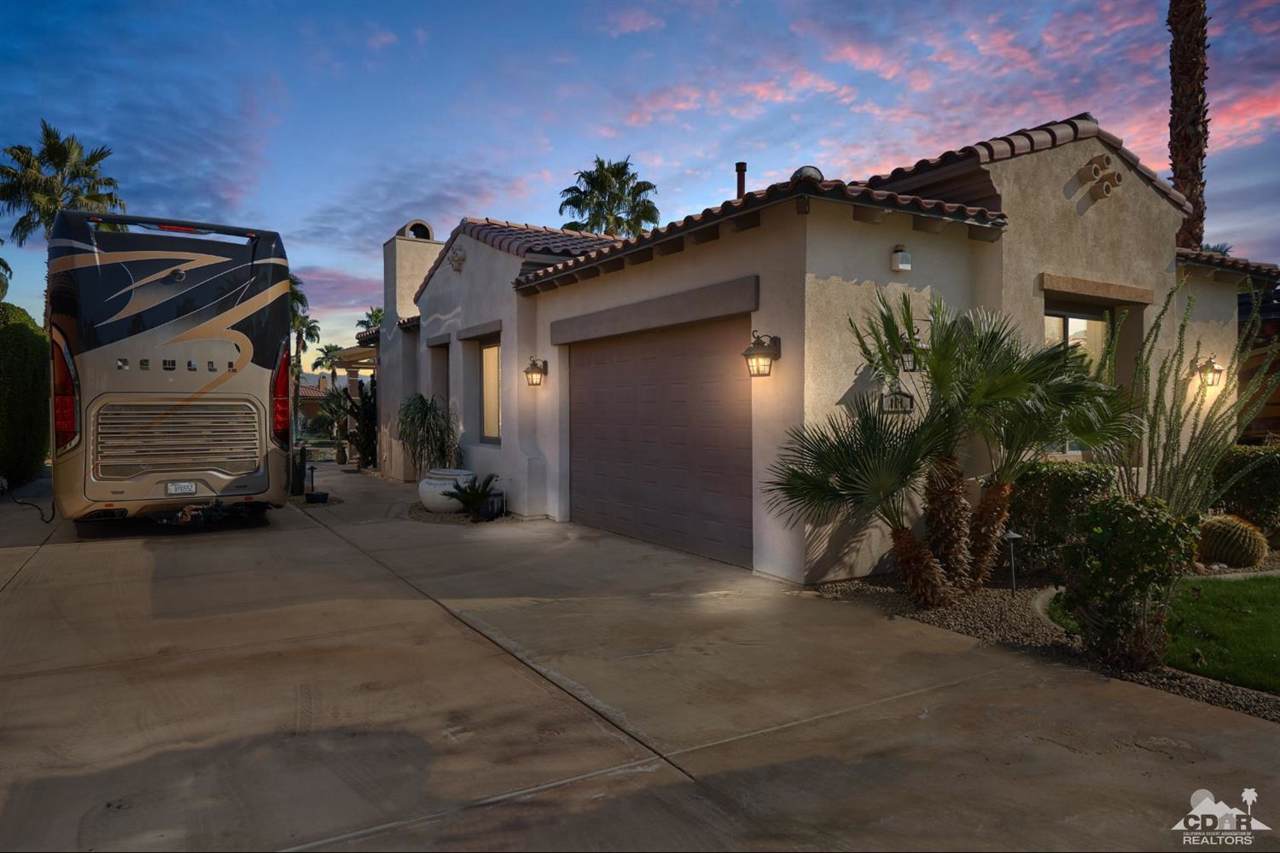 48170 Hjorth Street - Photo 1