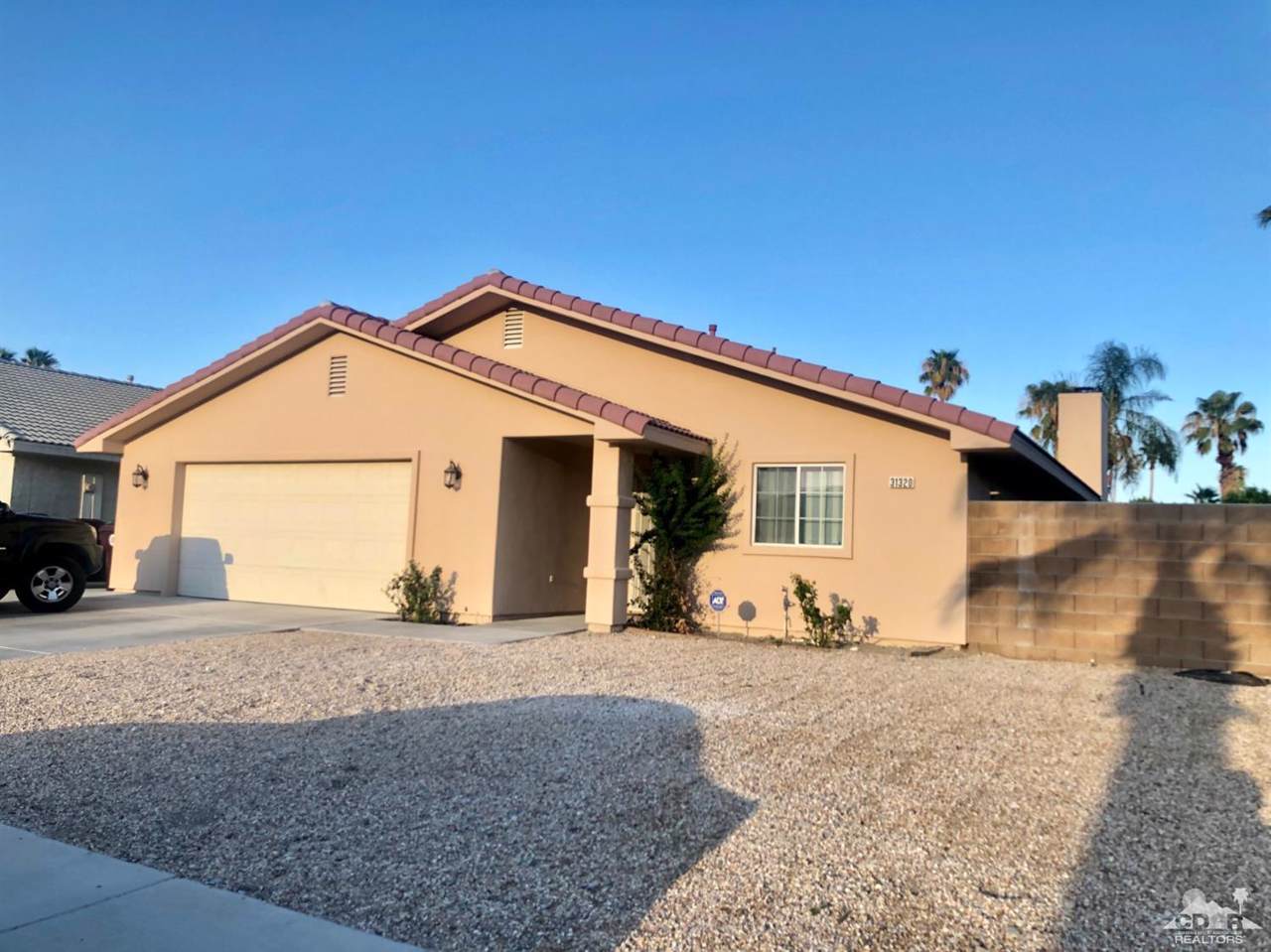 31320 Whispering Palms - Photo 1