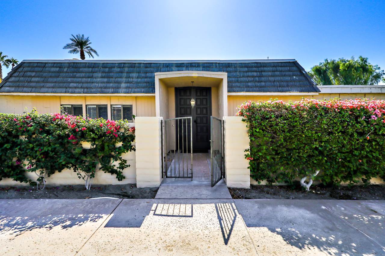 74993 Chateau Circle - Photo 1
