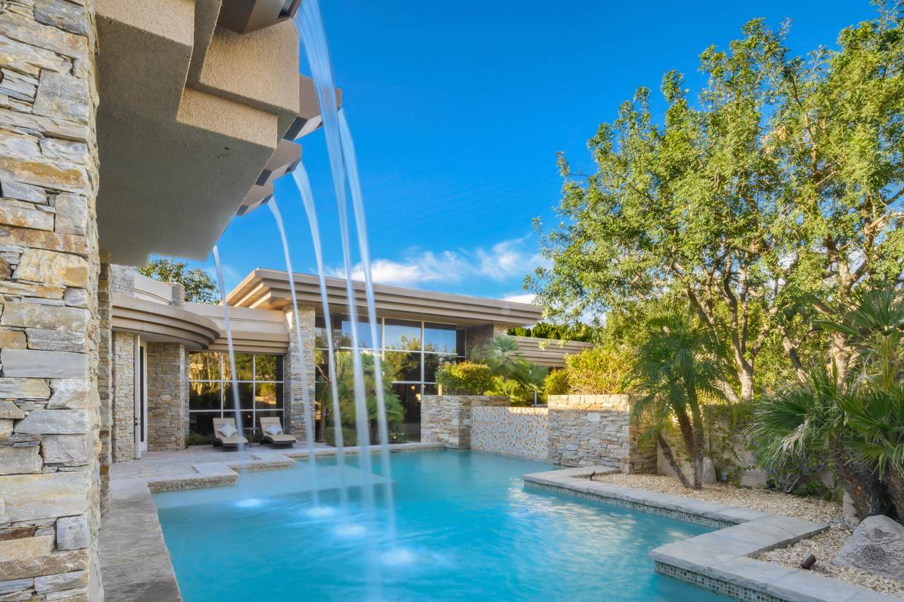 74160 Quail Lakes Drive - Photo 1
