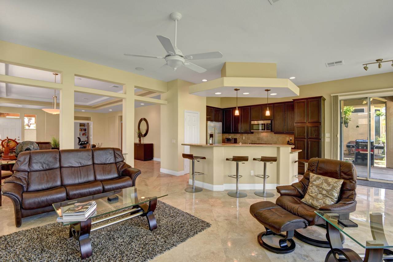 43989 Medinah Drive - Photo 1
