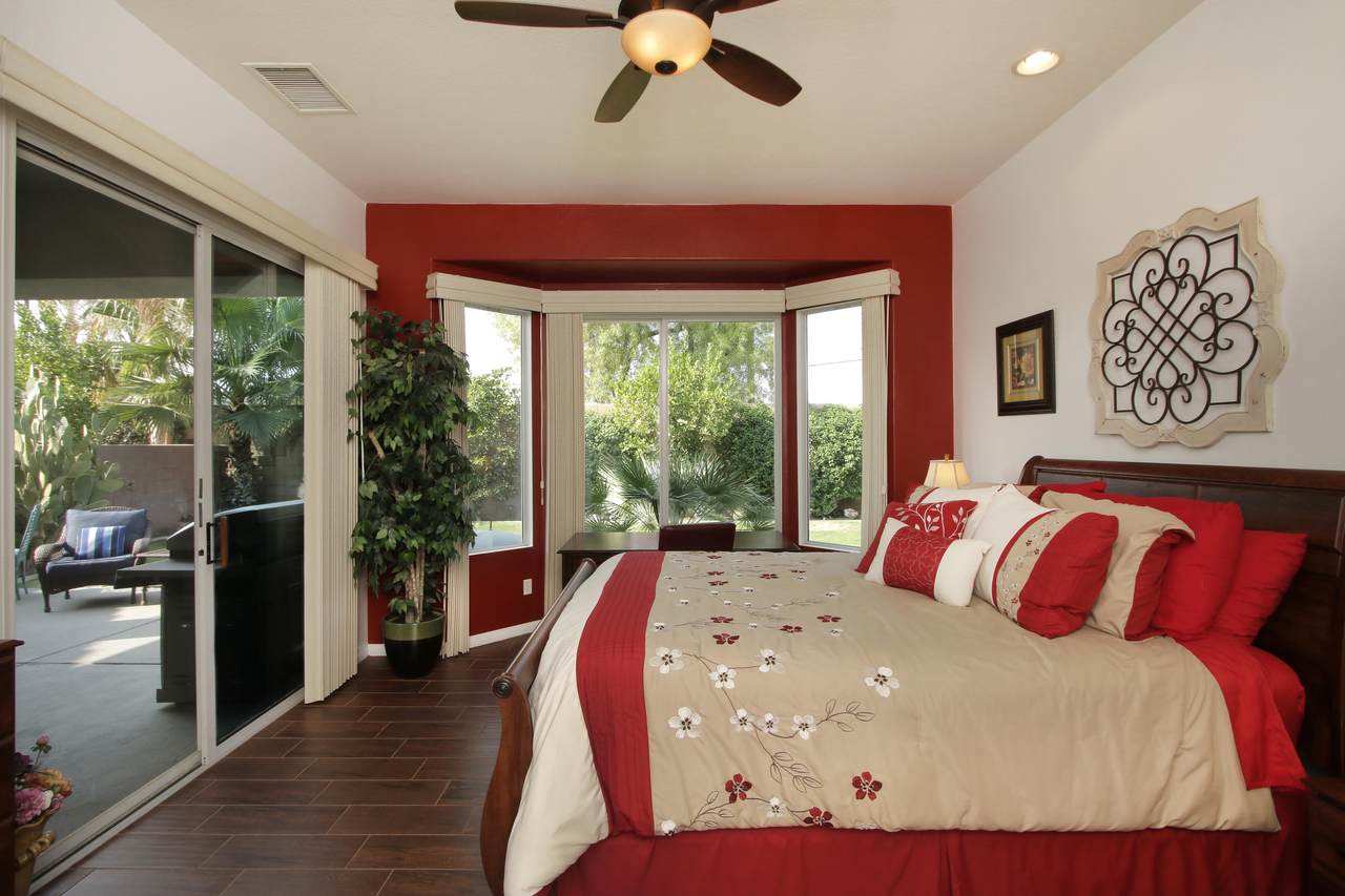 80572 Hoylake Drive - Photo 1