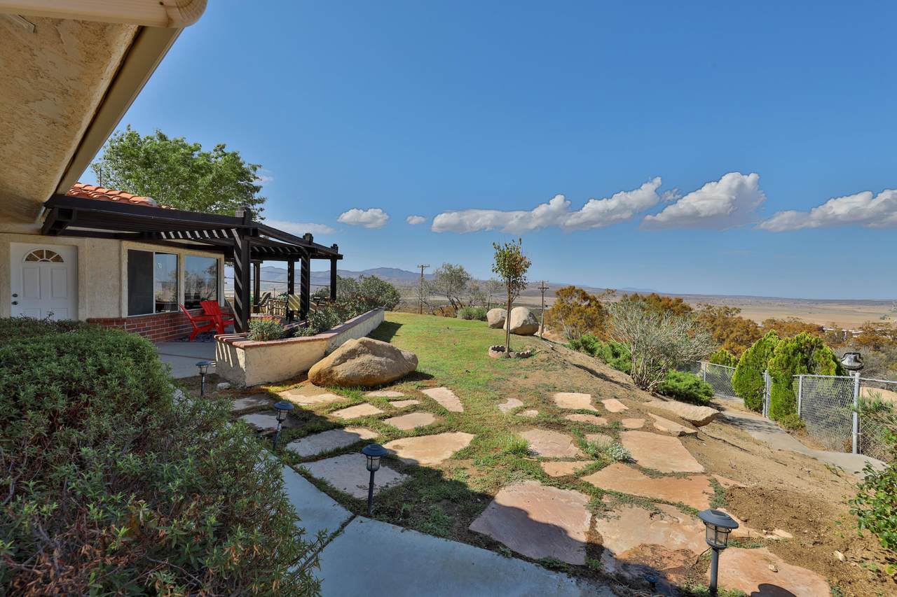 59080 Wellman Road - Photo 1