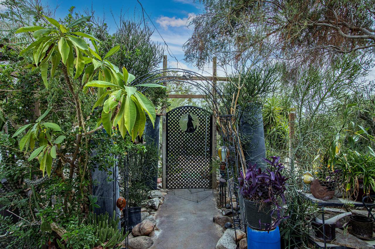15042 Vernon Road - Photo 1