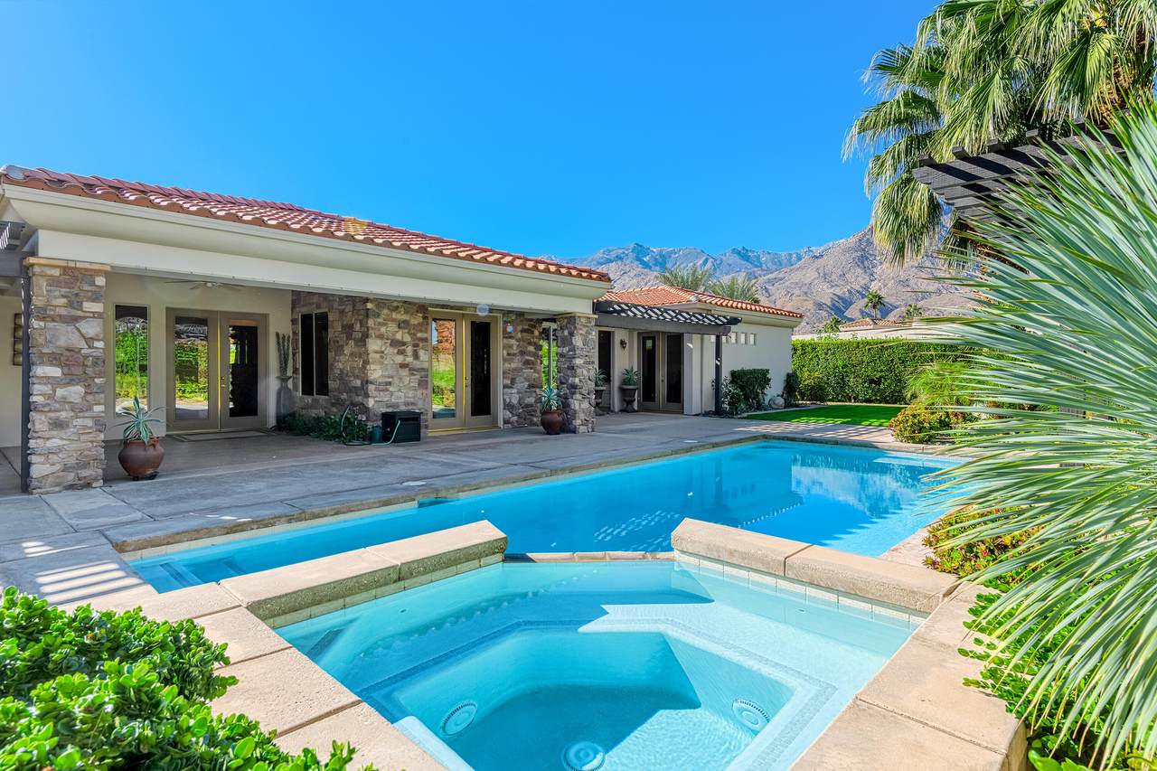38760 Maracaibo Circle - Photo 1