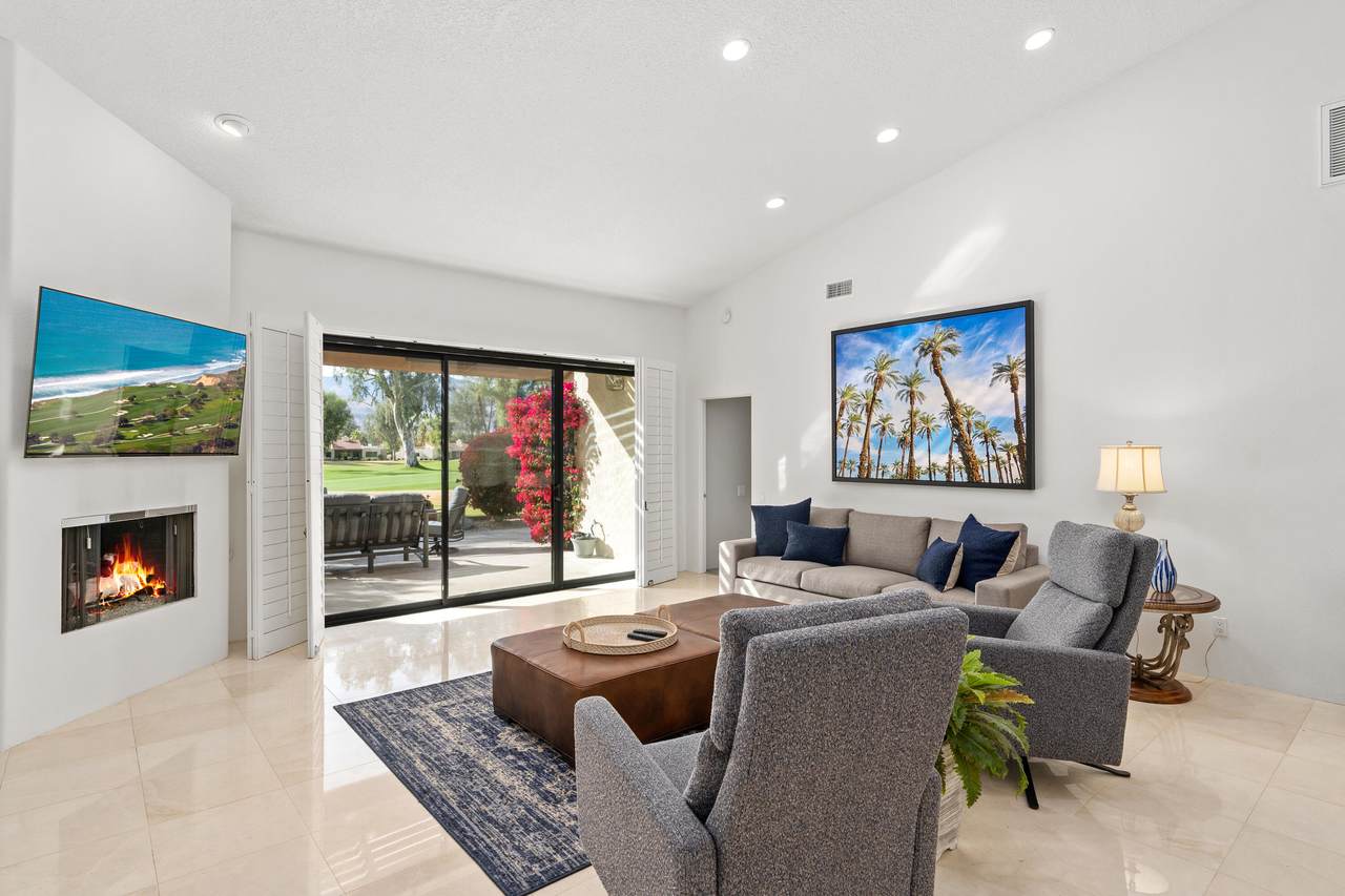 10019 Sunningdale Drive - Photo 1