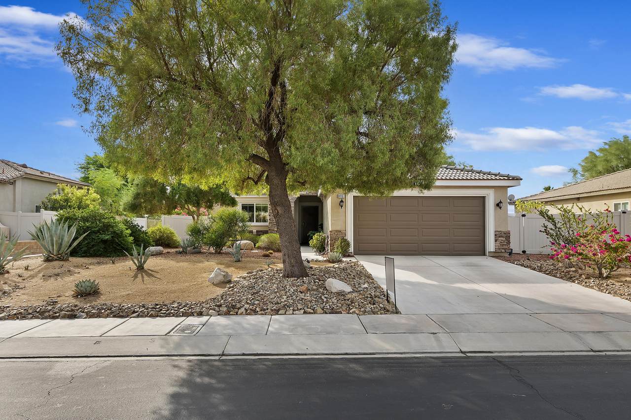 64151 Atlas Mountains Avenue - Photo 1