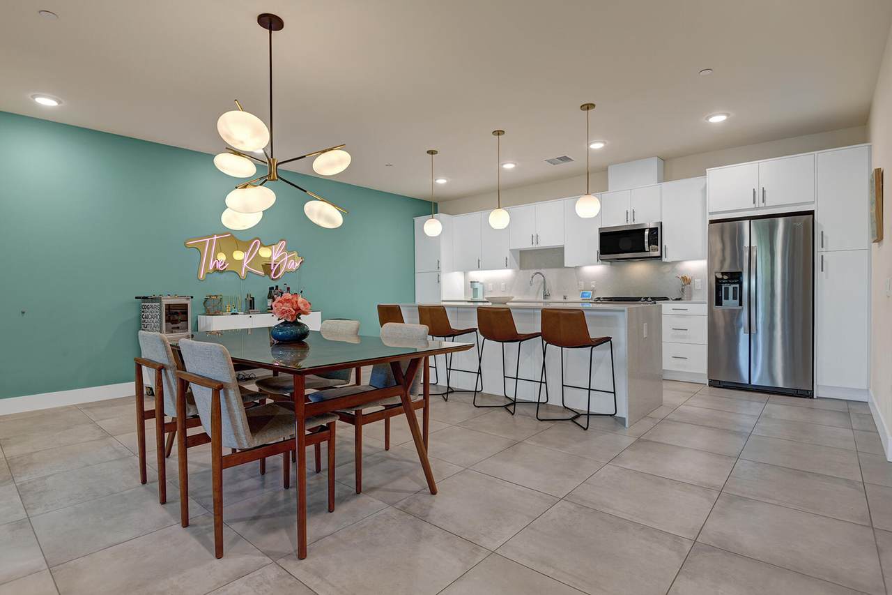 179 The Riv - Photo 1