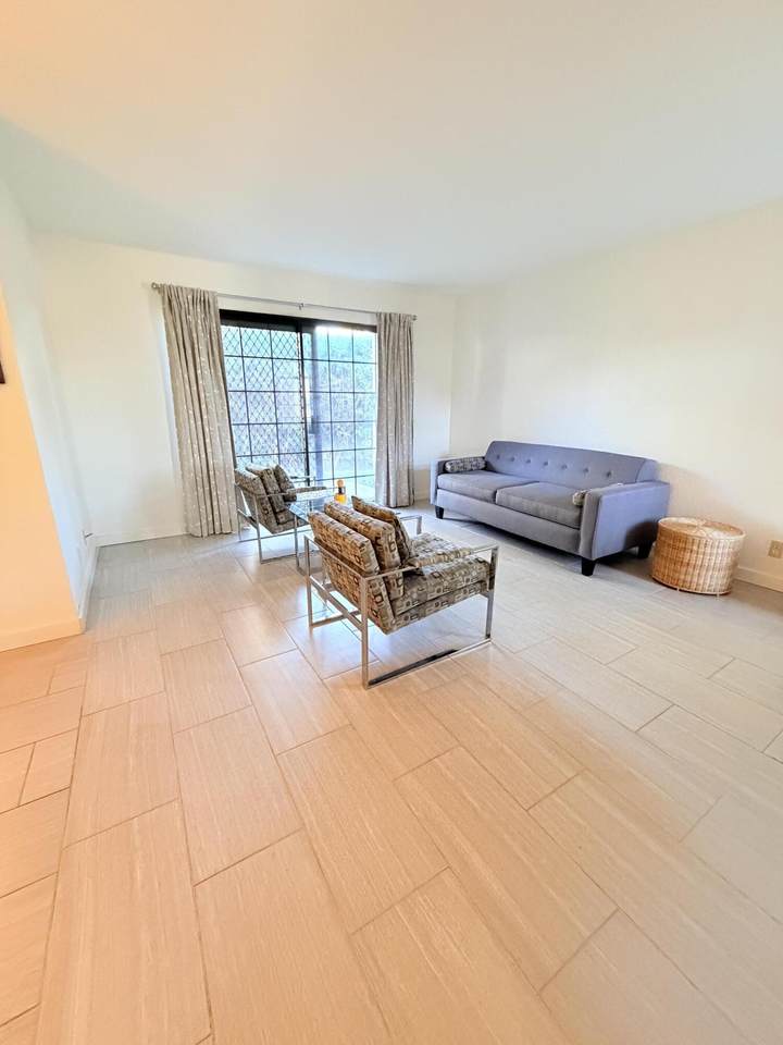 2001 Camino Parocela - Photo 1