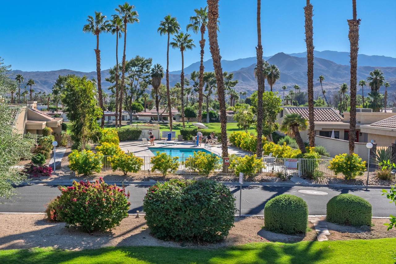 68035 Lakeland Drive - Photo 1