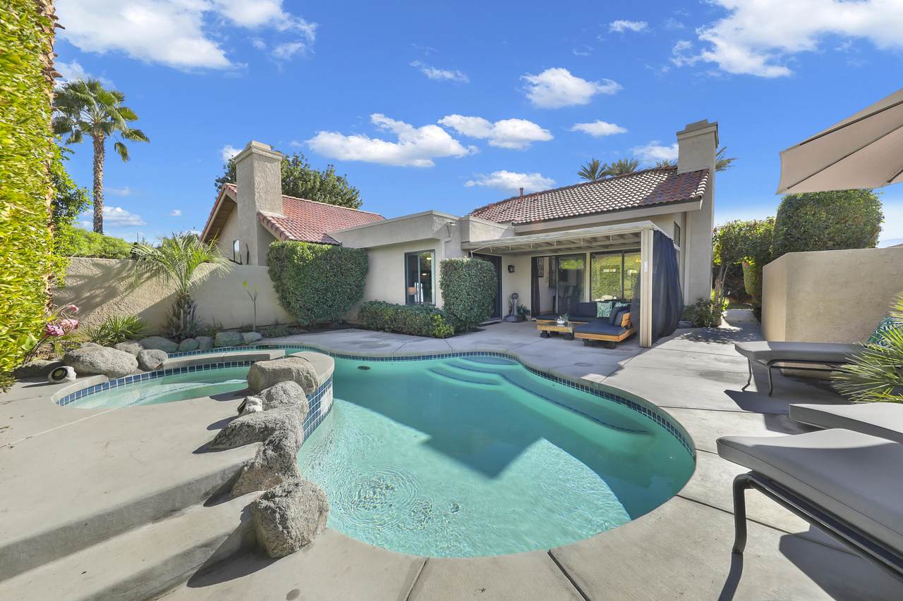 21 Ensenada Lane - Photo 1