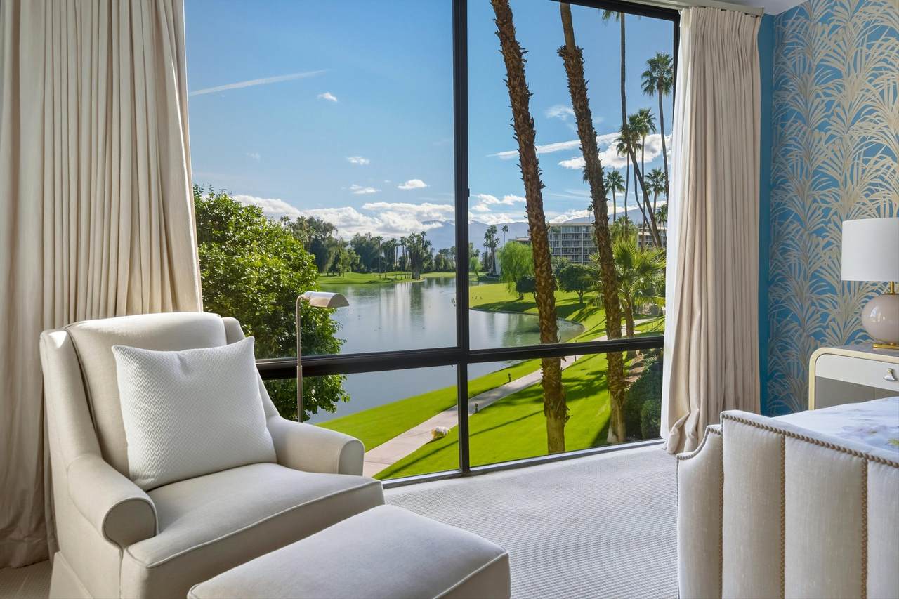 910 Island Drive - Photo 1