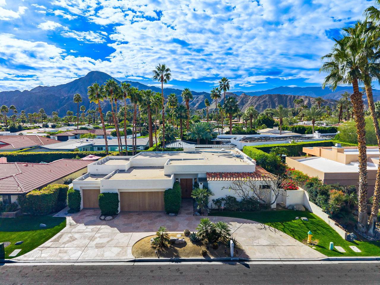 75437 Desert Park Drive - Photo 1