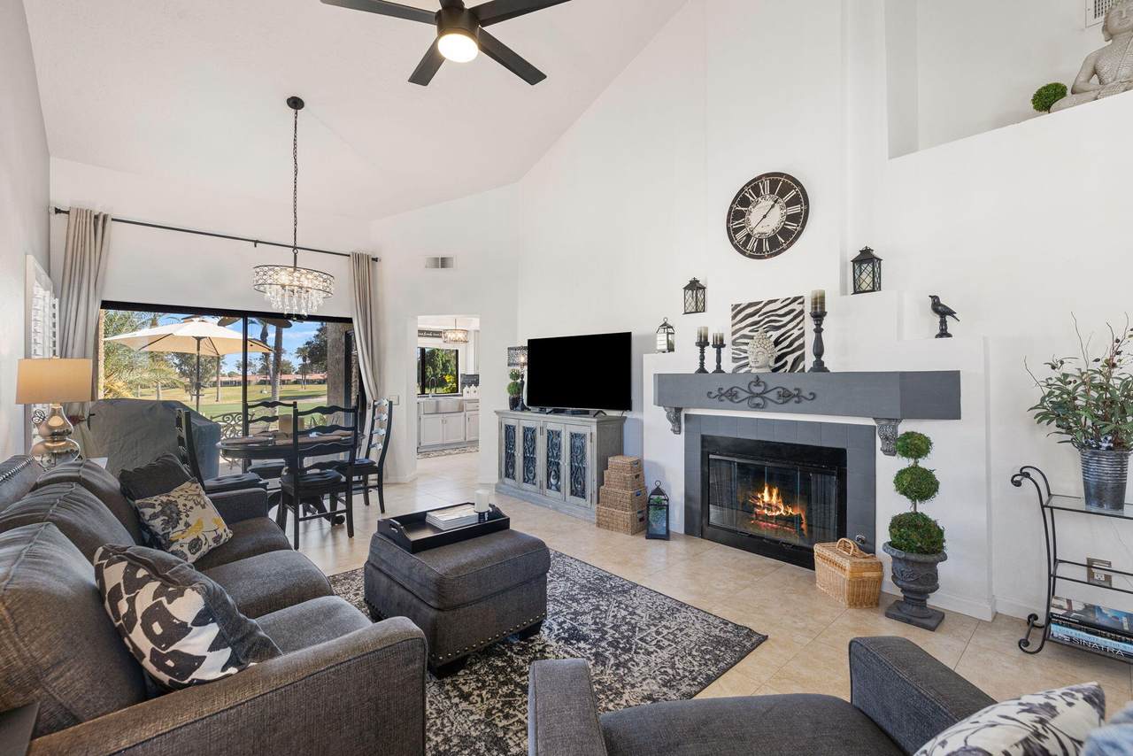 41700 Kansas Street - Photo 1