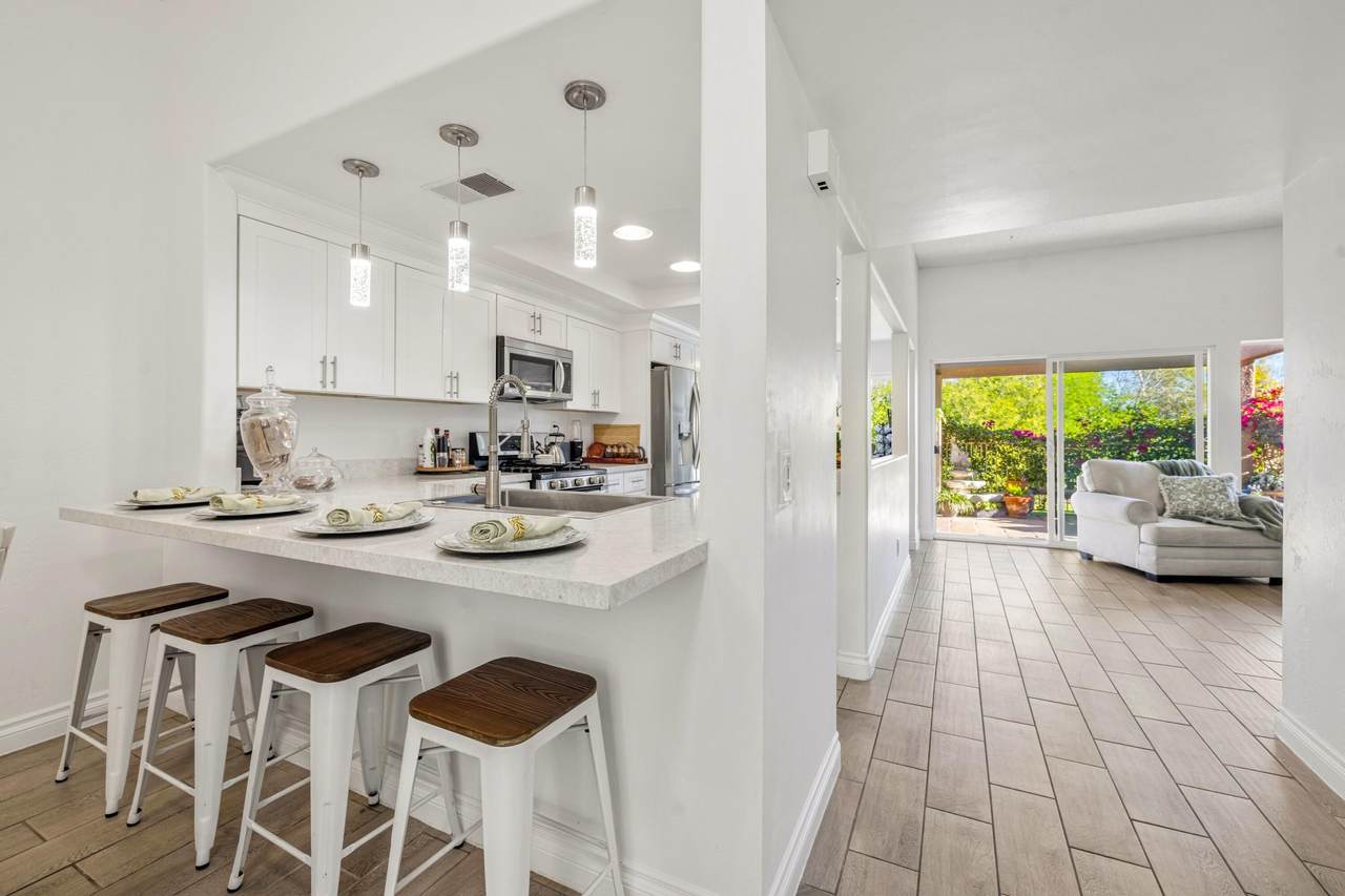 72506 Desert Flower Drive - Photo 1