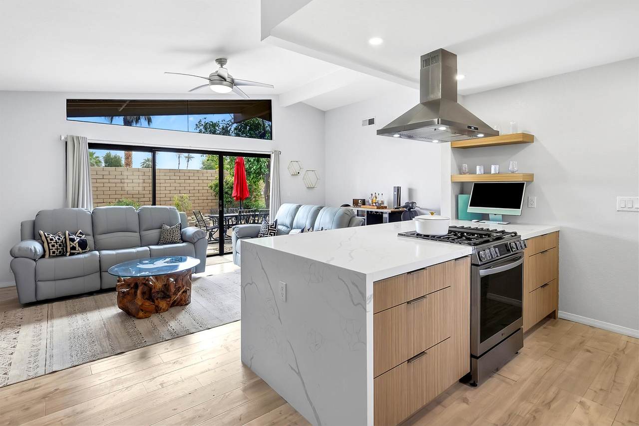 74146 Catalina Way - Photo 1