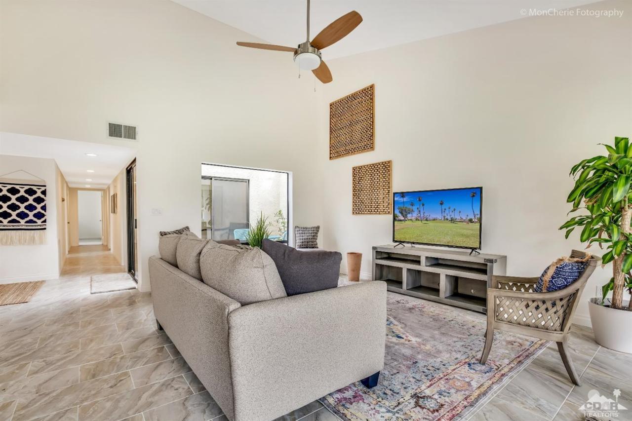 8 Durango Circle - Photo 1