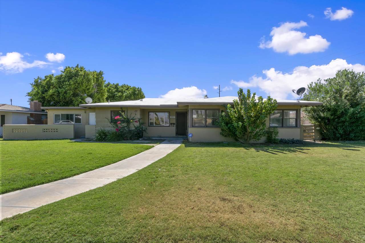82013 Miles Avenue Avenue - Photo 1