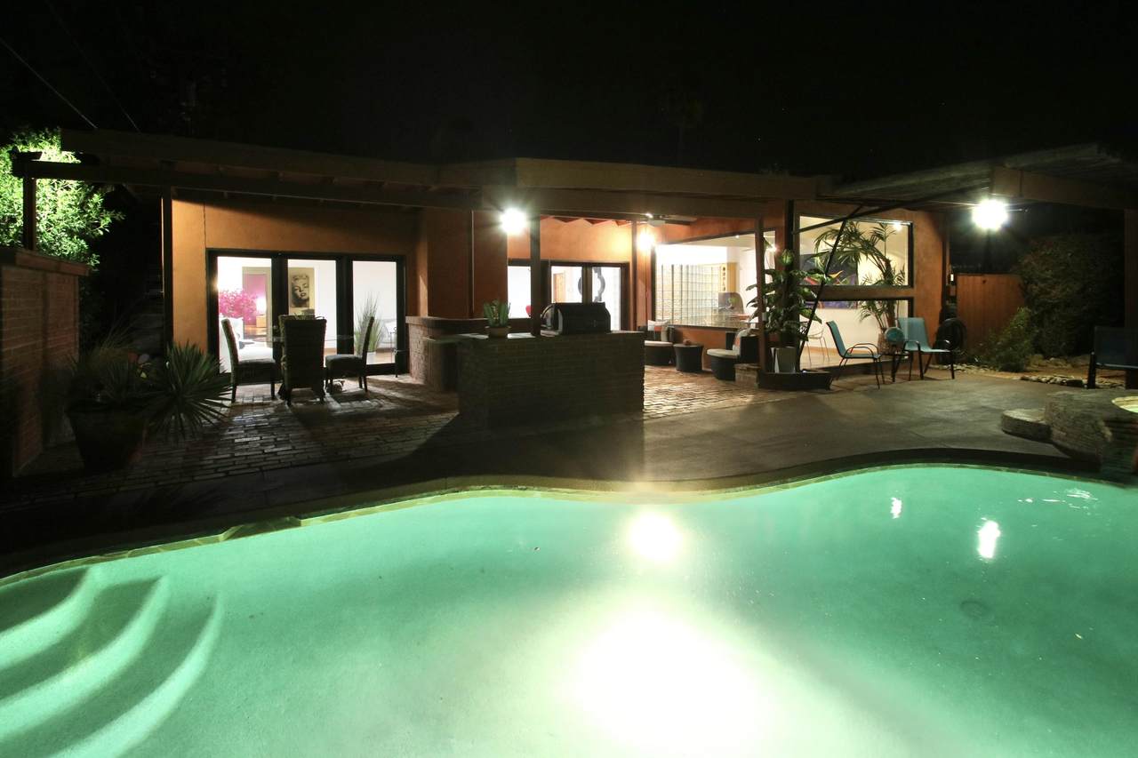 559 Mountain View Drive - Photo 1