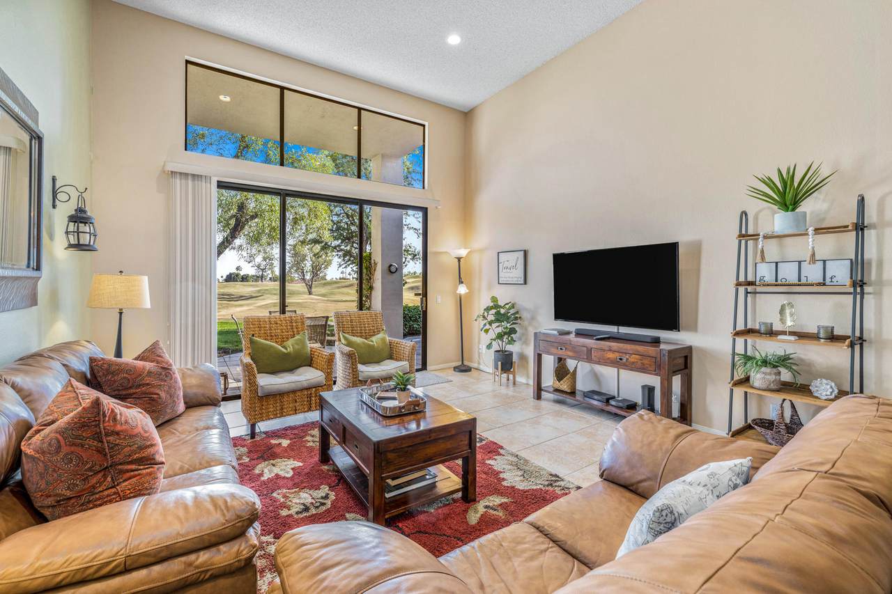 54314 Oak Tree - Photo 1