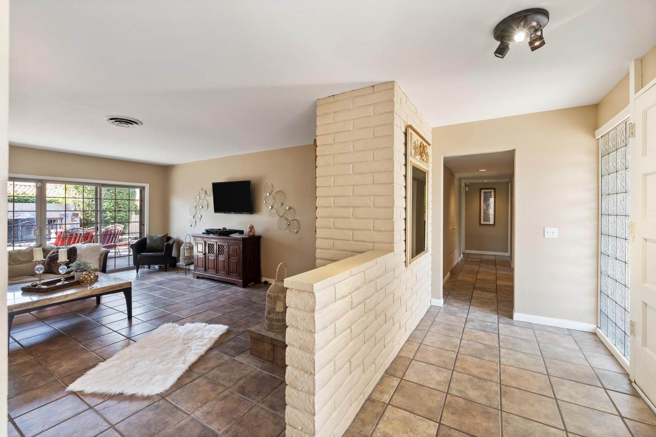 73700 Sun Lane - Photo 1