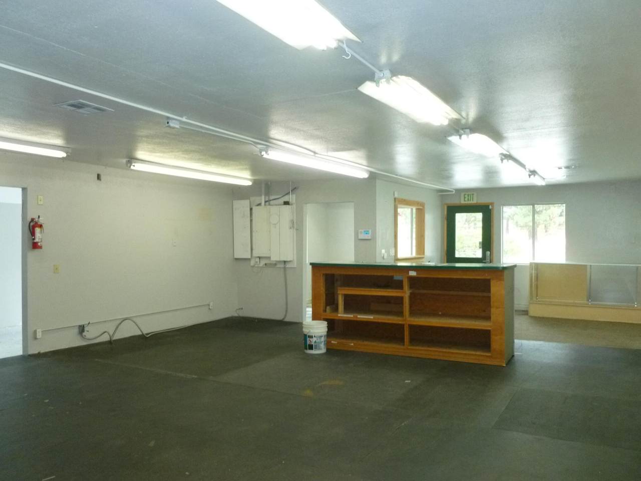 558 Wren Drive - Photo 1