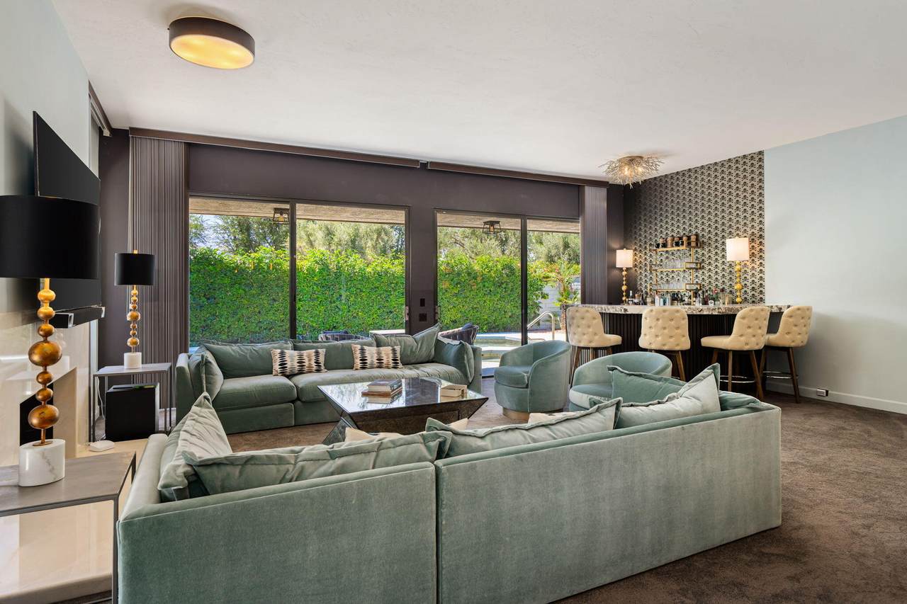 88 Princeton Drive - Photo 1