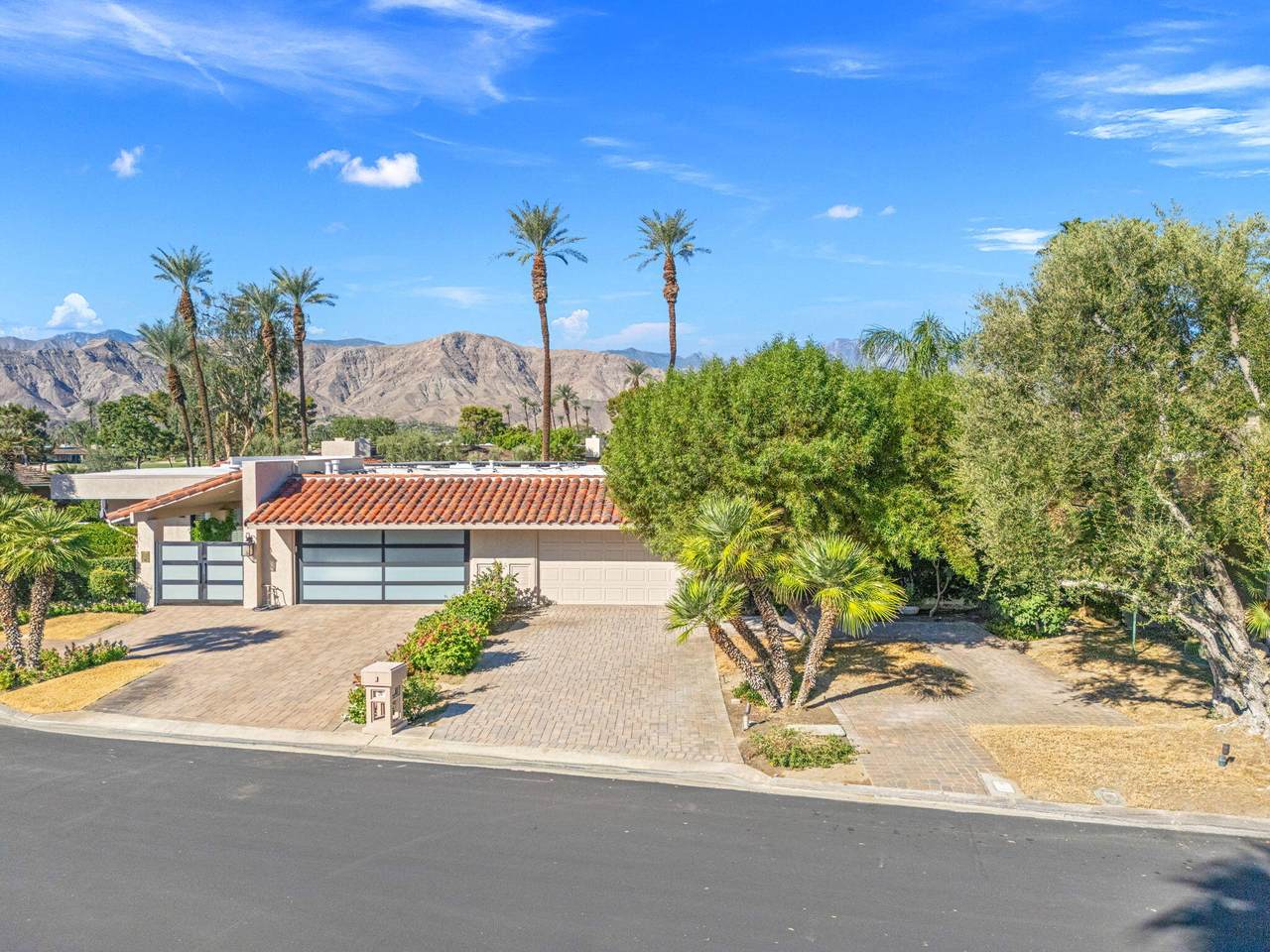 10 Whittier Court - Photo 1