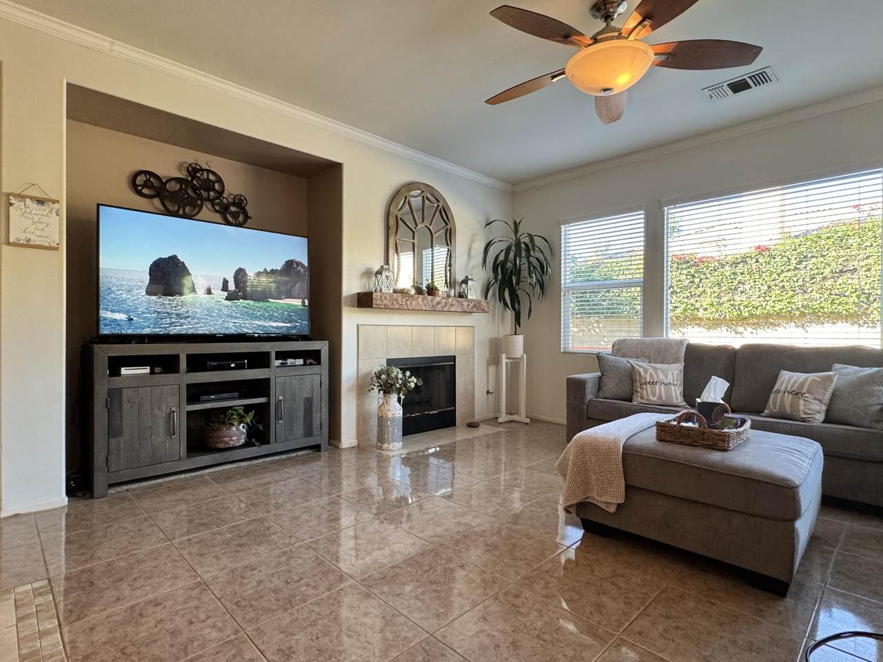 https://bt-photos.global.ssl.fastly.net/damls/1280_boomver_3_219137276-2.jpg