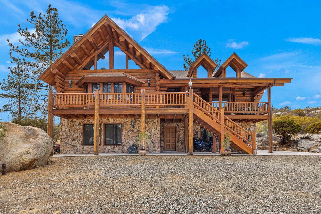 60766 Table Mountain Road - Photo 1