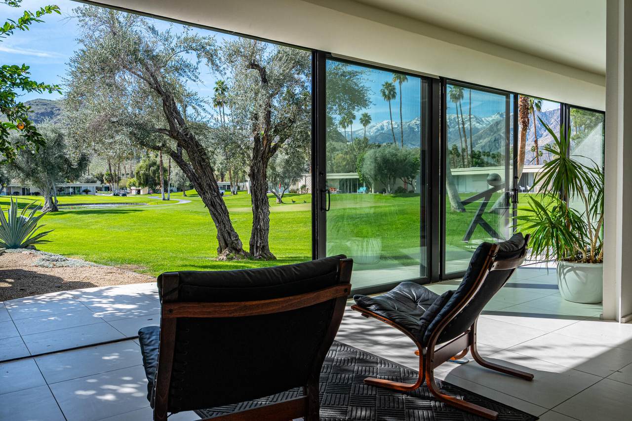 199 Desert Lakes Drive - Photo 1