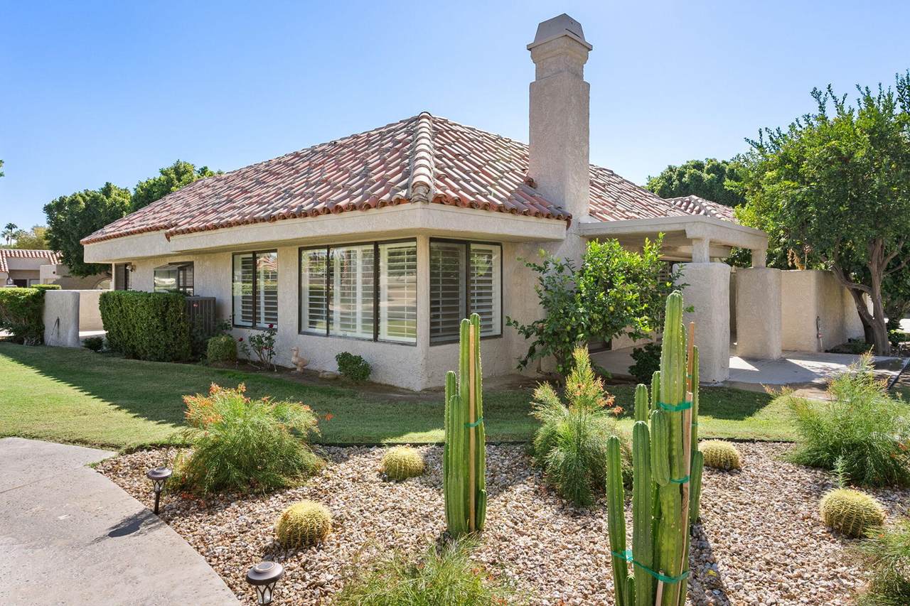975 Saint George Circle - Photo 1