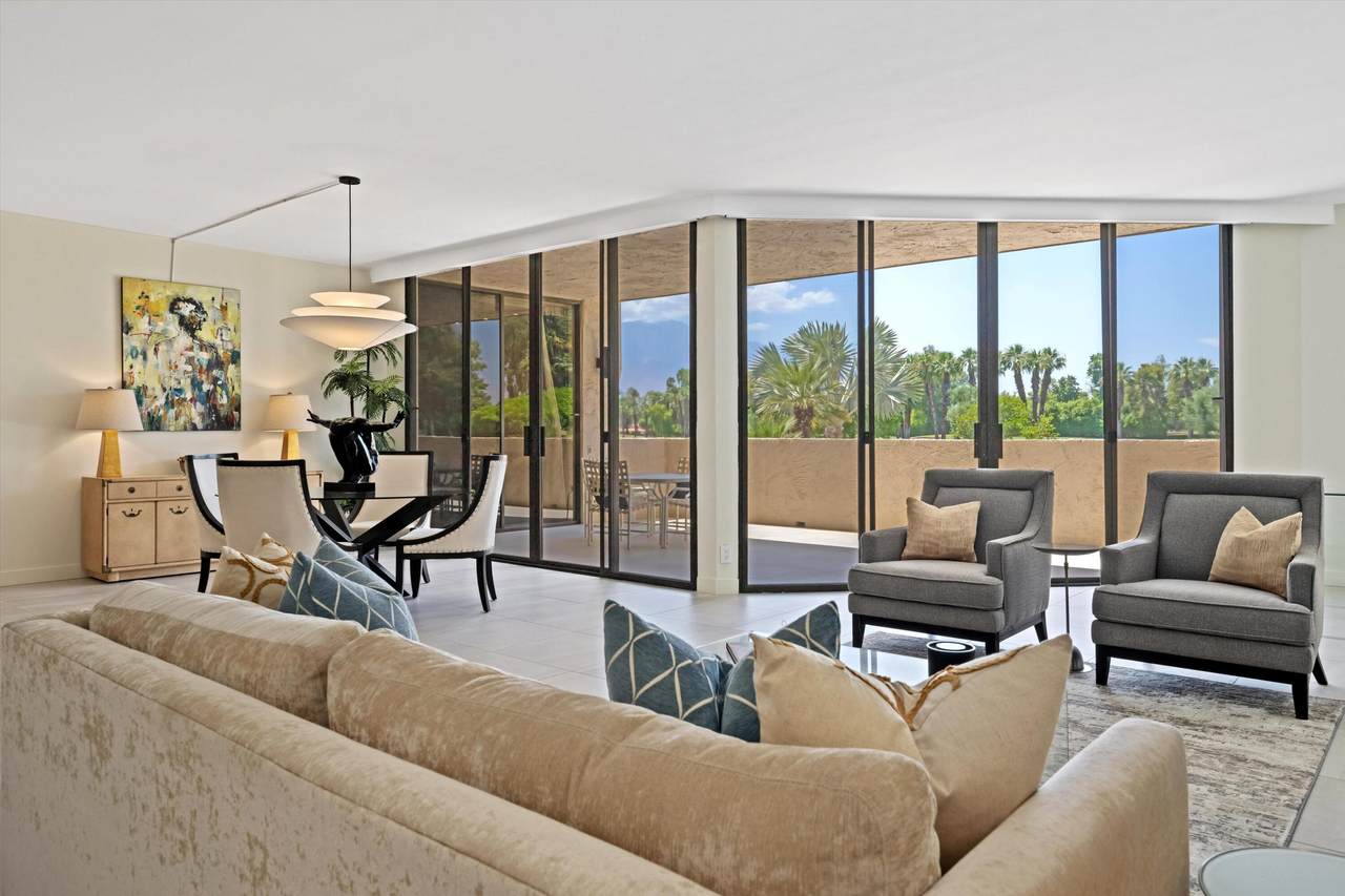 910 Island Drive - Photo 1