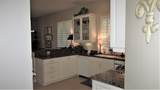 34 Paris Way - Photo 8