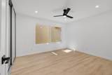 211 Las Lomas - Photo 18