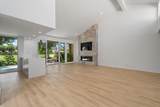 211 Las Lomas - Photo 6