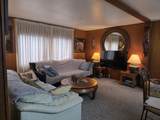 9548 Avenue E - Photo 10