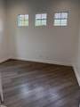 62 Syrah - Photo 14