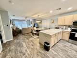 207 Lakecrest Lane - Photo 4