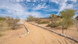 7390 Camarilla Avenue - Photo 45