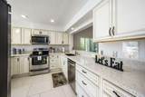 320 Vista Royale Drive - Photo 10