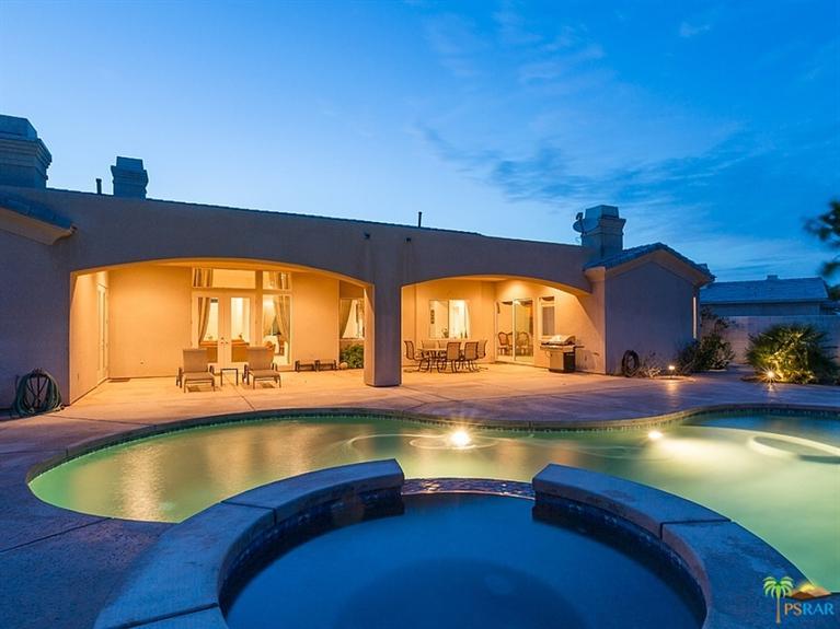 8 Maurice Court - Photo 1