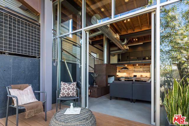 204 Venice - Photo 1