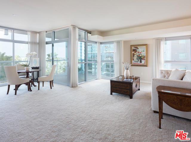 13700 Marina Pointe Drive - Photo 1