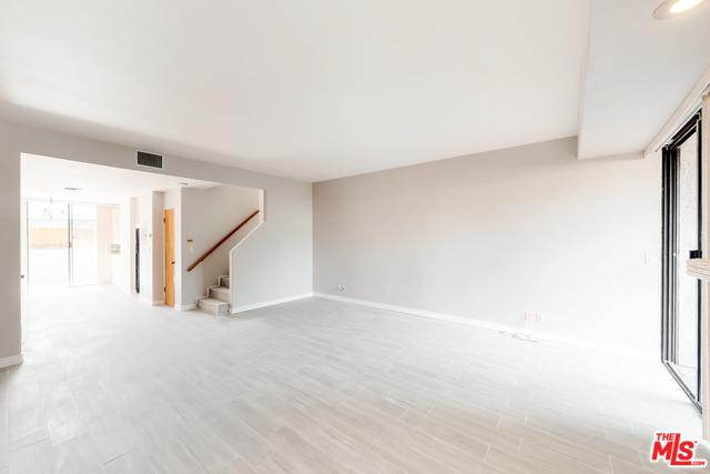 4249 East - Photo 1