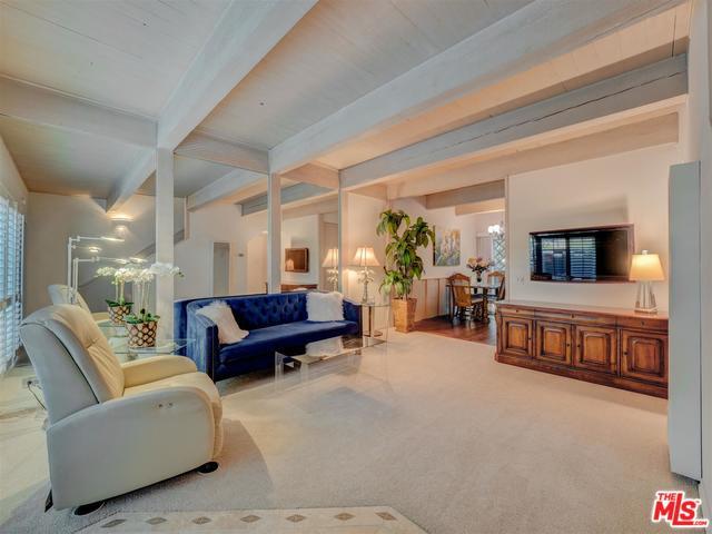 4571 Inglewood - Photo 1