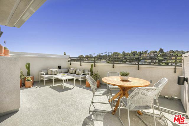 1546 Chia Way - Photo 1